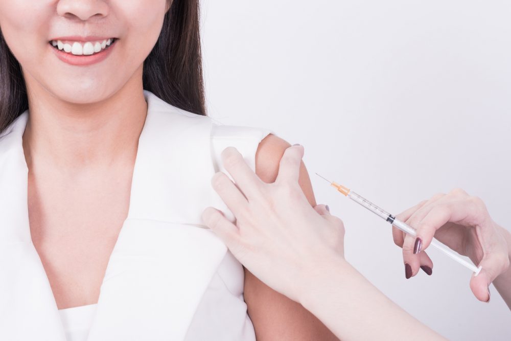 《英国医学杂志》(BMJ)：常规HPV疫苗接种可显著减少年轻妇女的宫颈疾病