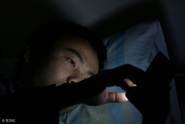 年轻小伙患癌后写下忏悔书,道出了患癌真正原因,网友纷纷认领
