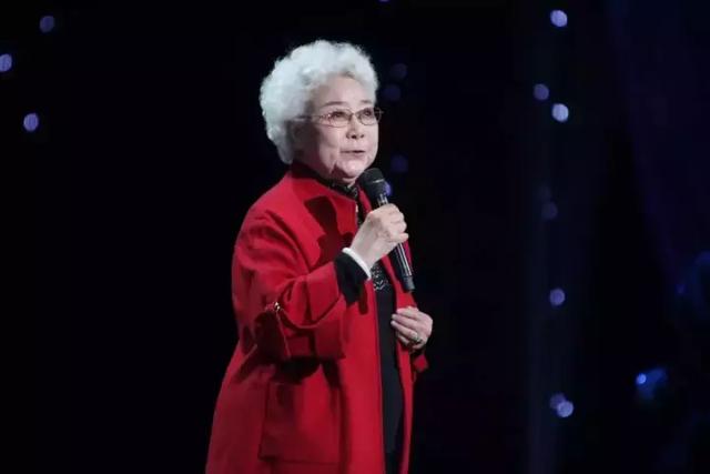 胡歌和这个女人的感人故事……姚贝娜梅艳芳等明星都和它有关!